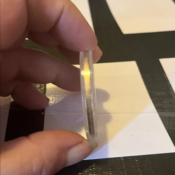 😄Pirates Ship Coin In Protective Case - Picture 3 of 4